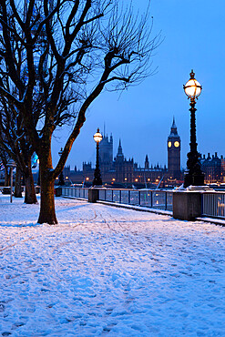 Houses of Parliament and South Bank in winter, London, England, United Kingdom, Europe