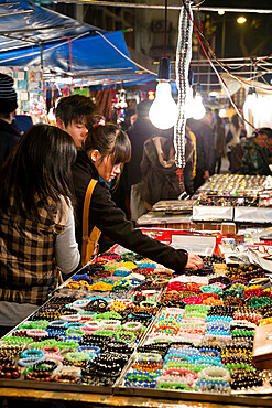 Temple Street Night Market, Kowloon, Hong Kong, China, Asia