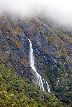 Earland Falls, Routeburn Track, Fiordland National Park, UNESCO World Heritage Site, South Island, New Zealand, Pacific