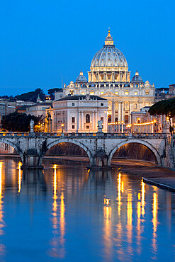 St. Peter's Basilica, the River Tiber and Ponte Sant'Angelo at night, Rome, Lazio, Italy, Europe