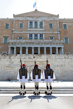 Changing of the Guard at the Tomb of the Unknown Soldier in Syntagma Square with the Old Royal Palace, Athens, Greece, Europe