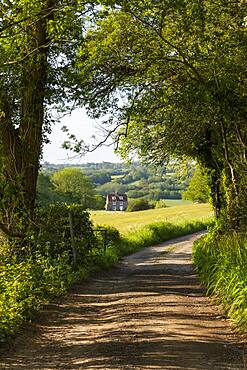 View along Ham Lane public footpath and High Weald landscape, Burwash, High Weald AONB (Area of Outstanding Natural Beauty), East Sussex, England, United Kingdom, Europe