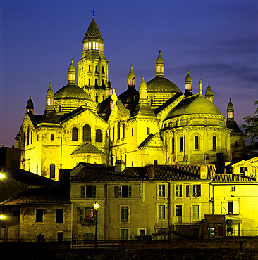 Saint Front Cathedral floodlit at dusk, Perigueux, Dordogne region, Nouvelle Aquitaine, France, Europe