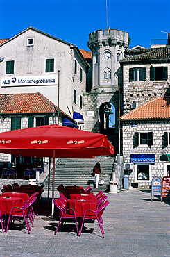 Cafe scene in Herceg Stijepan square in the old quarter, Herceg Novi, Bay of Kotorska, Montenegro, Europe