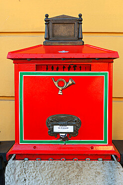 Hungarian mail box, Budapest, Hungary, Europe