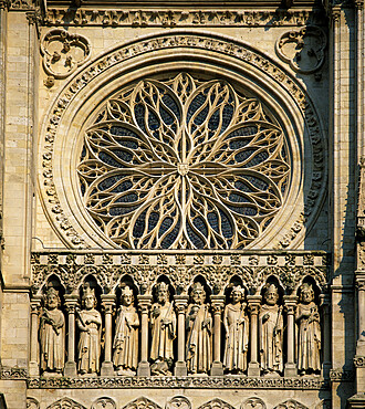 Detail of west front, Notre Dame Cathedral, UNESCO World Heritage Site, Amiens, Picardy, France, Europe