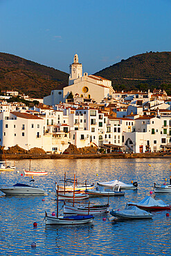 Harbour and town, Cadaques, Costa Brava, Catalonia, Spain, Mediterranean, Europe