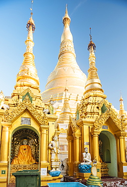 Shwedagon Pagoda, Yangon (Rangoon), Myanmar (Burma), Asia