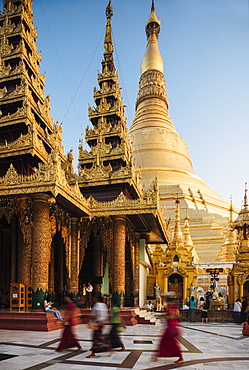 Shwedagon Pagoda, Yangon (Rangoon), Myanmar (Burma), Asia