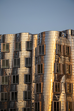 Gehry Bauten, architect Zaha Hadid, Medienhafen, Dusseldorf, North Rhine-Westphalia, Germany, Europe