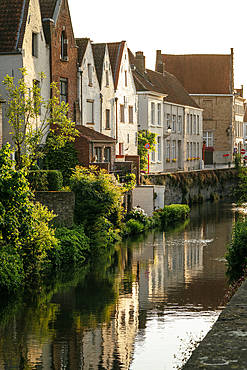 Dawn light by Speelmansrei Canal, Bruges, Belgium