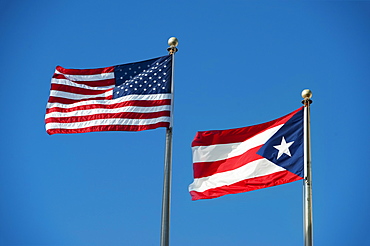 Puerto Rico, Old San Juan, flags of the USA and Puerto Rico