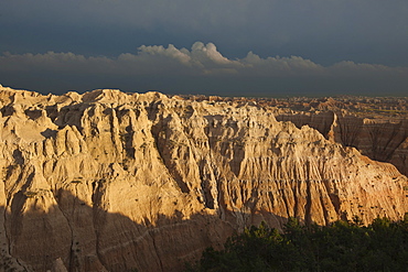 USA, South Dakota, Mountains in Badlands National Park