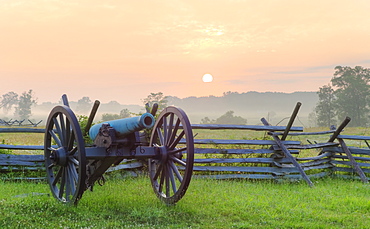 Civil war cannon