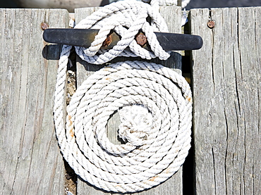 Coiled rope and nautical knot