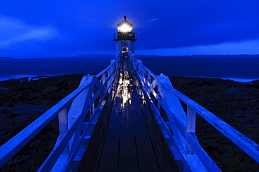 Lighthouse beacon