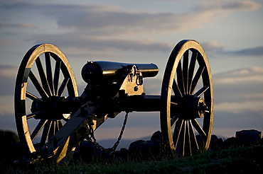 Civil war cannon