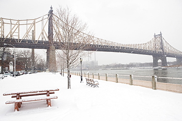 USA, New York City, Queensboro Bridge in winter