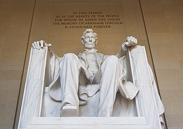USA, Washington DC, low angle view of Lincoln memorial