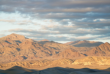 View of Mesquite Dunes, USA, California, Death Valley National Park, Mesquite Dunes