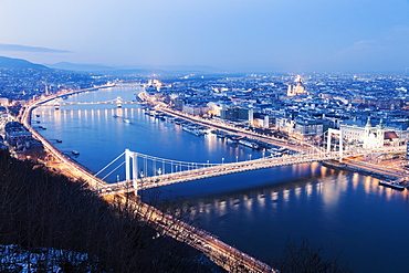 Waterfront cityscape with illuminated Elisabeth Bridge, Hungary, Budapest, Elisabeth Bridge, Chain Bridge