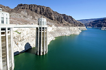 Nevada, Hoover Dam on sunny day