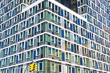 USA, New York State, New York City, Long Island City, Facade of skyscraper