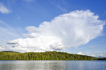 USA, New York State, New York, Lake Placid, Cumulus cloud