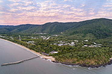 Australia, Queensland, Coast at dusk (Drone)
