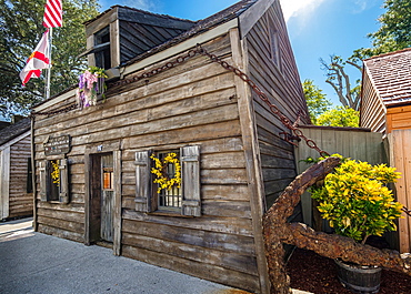 Wooden cabin with flowers in St. Augustine, USA