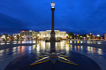 Column in Victory Square at night in Kaliningrad, Russia