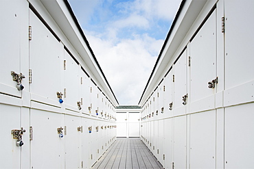 Storage lockers