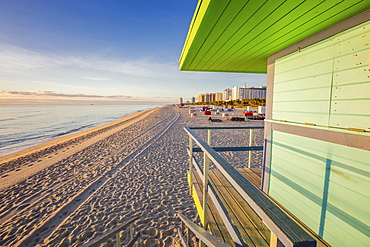 USA, Florida, Miami Beach, Lifeguard hut on beach