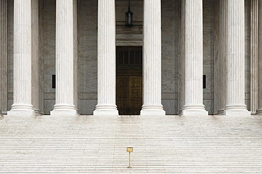 USA, DC, Washington, Columns at entrance to US Supreme Court