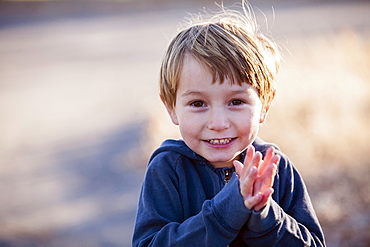 Portrait of smiling boy (4-5) 