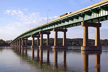 USA, Bridge on Mississippi River