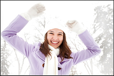 USA, Utah, Lehi, Portrait of young woman wearing winter coat outdoors