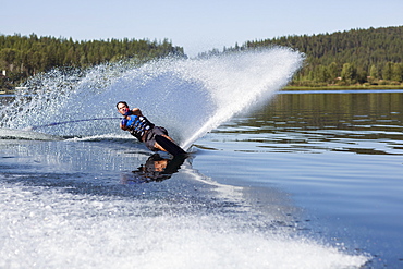 Man waterskiing, USA, Montana,Whitefish, Whitefish Lake 