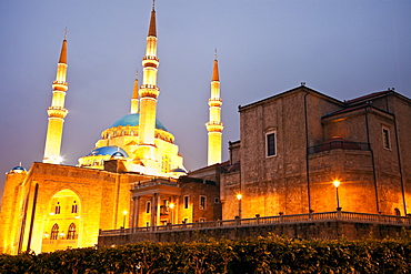 Place d'Etoile, Mohammad al Amin Mosque