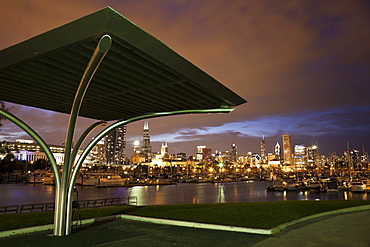 USA, Illinois, Chicago skyline at sunset