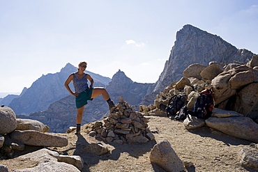 USA, California, Sequoia National Park, Five Lakes trail, Mid adult hiker posing