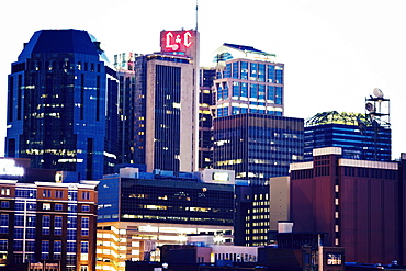 USA, Tennessee, Nashville, Evening skyline