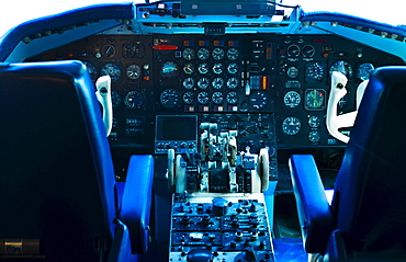 Commercial jet cockpit