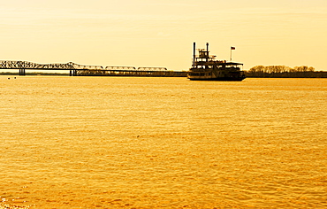 River boat on the Mississippi River