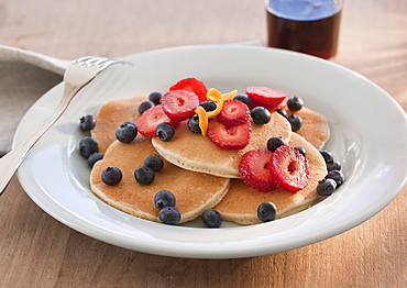 Pancakes with fruits