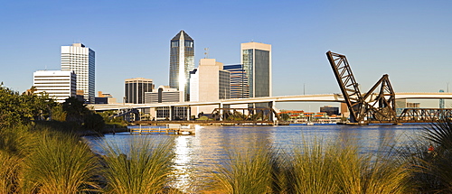 USA, Florida, Jacksonville, City skyline