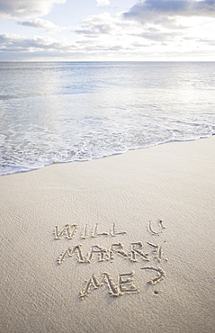 USA, Massachusetts, message on beach