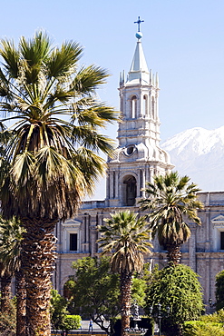 Basilica Cathedral of Arequipa and El Misti Volcano, Arequipa, Peru