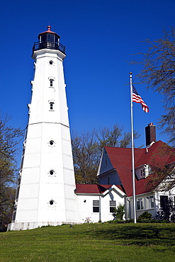 USA, Wisconsin, Milwaukee, View of Milwaukee lighthouse, USA, Wisconsin, Milwaukee