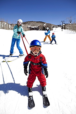 USA, Colorado, Telluride, Family skiing together